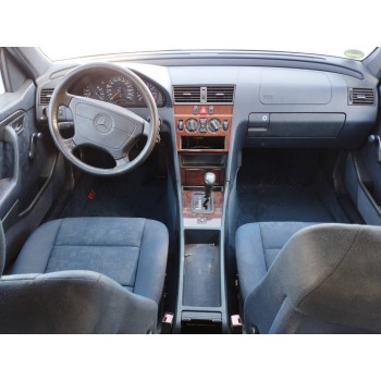 mercedes-benz clase c (w202) berlina del año 1995