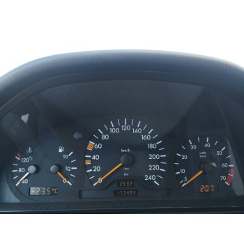 mercedes-benz clase c (w202) berlina del año 1995