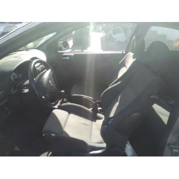 opel astra g berlina del año 2002