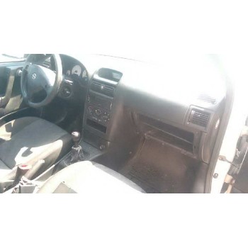 opel astra g berlina del año 1999