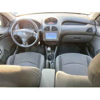 Recambio de carroceria corte para peugeot 206 berlina 1.4 hdi referencia OEM IAM   