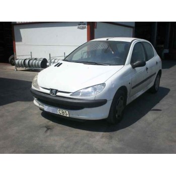 peugeot 206 berlina del año 2002