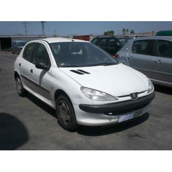 peugeot 206 berlina del año 2002