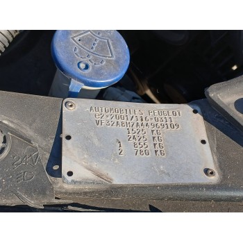Recambio de carroceria corte para peugeot 206 berlina 1.4 hdi referencia OEM IAM   