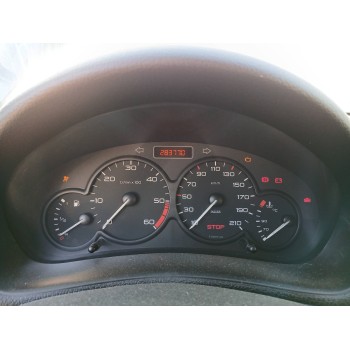 Recambio de carroceria corte para peugeot 206 berlina 1.4 hdi referencia OEM IAM   