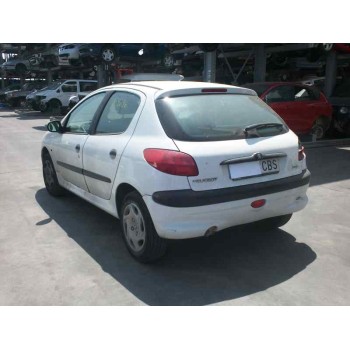 peugeot 206 berlina del año 2002