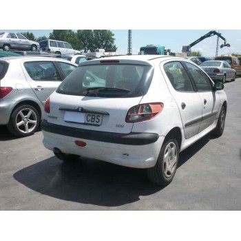 peugeot 206 berlina del año 2002