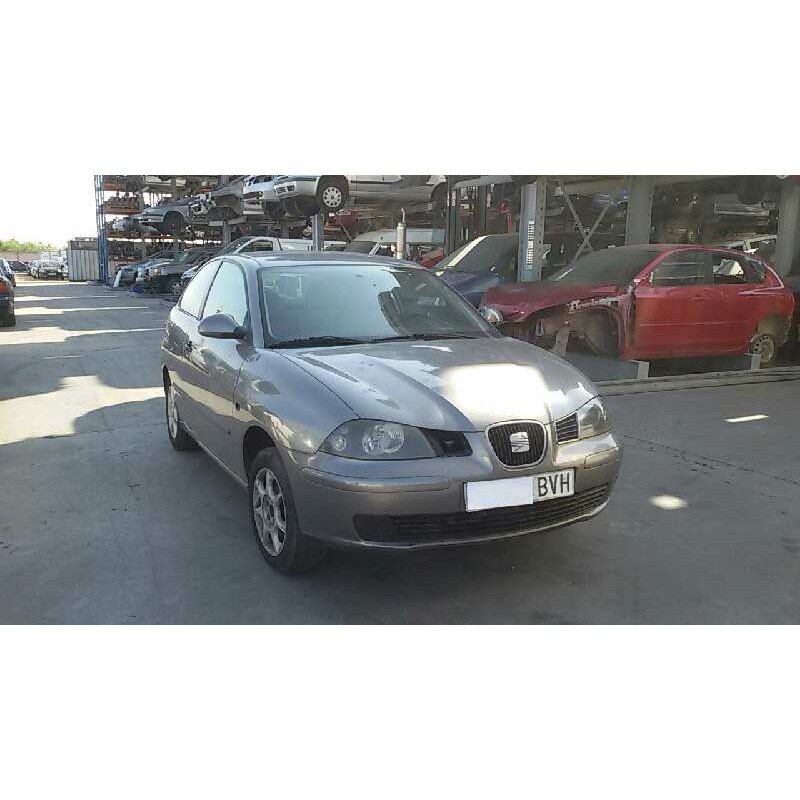 seat ibiza (6l1) del año 2002