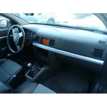 opel vectra c berlina del año 2002