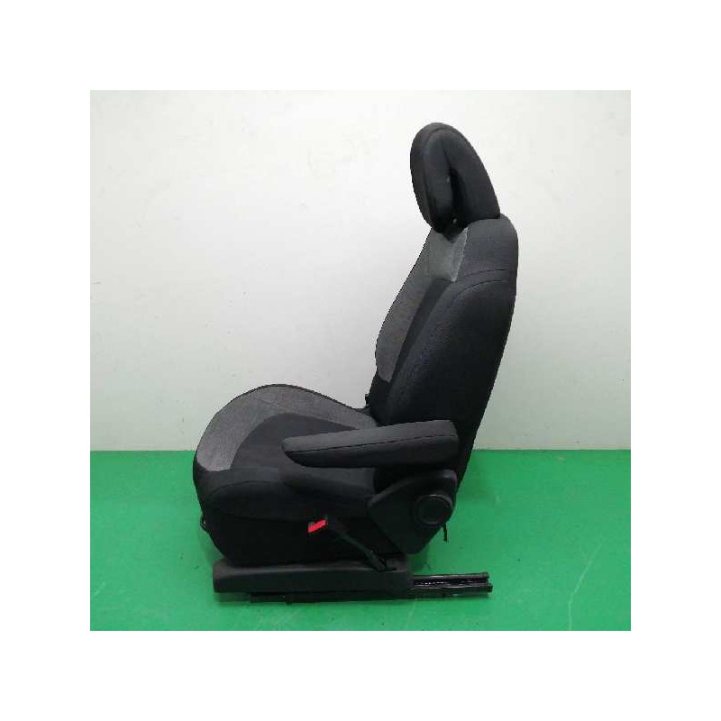 ASIENTO DELANTERO DERECHO OBSERVAR FOTOS