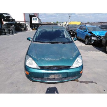 ford focus berlina (cak) del año 2000