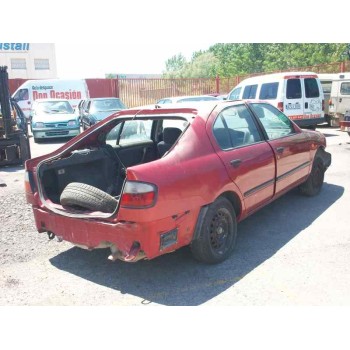 nissan primera berlina (p11) del año 1996