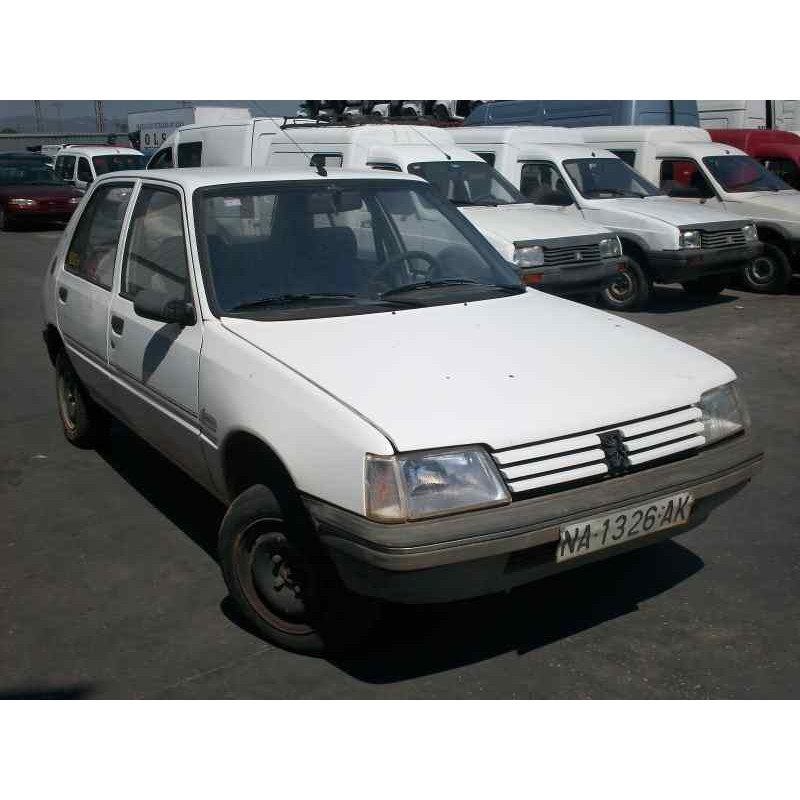 peugeot 205 berlina del año 1993