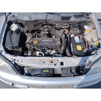 opel astra g berlina del año 2003