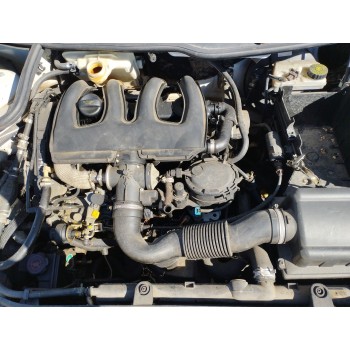 peugeot 206 berlina del año 2001