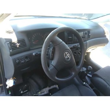 toyota corolla (e12) del año 2002