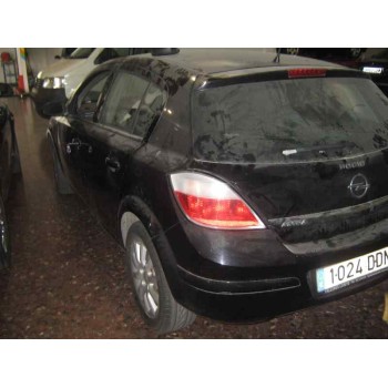 opel astra h berlina del año 2004