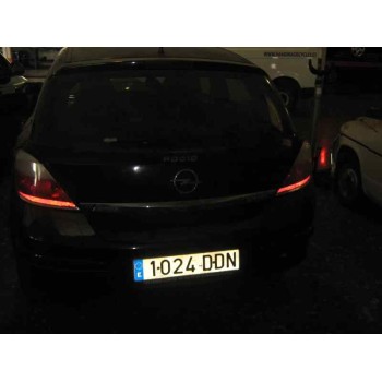 opel astra h berlina del año 2004