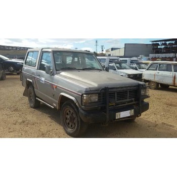nissan patrol (k/w260) del año 1990
