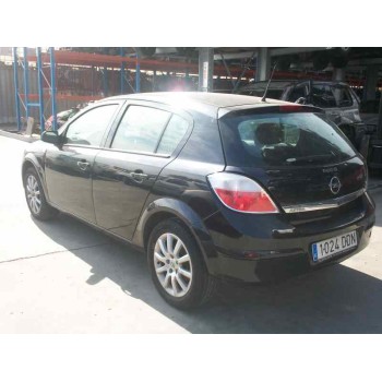 opel astra h berlina del año 2004