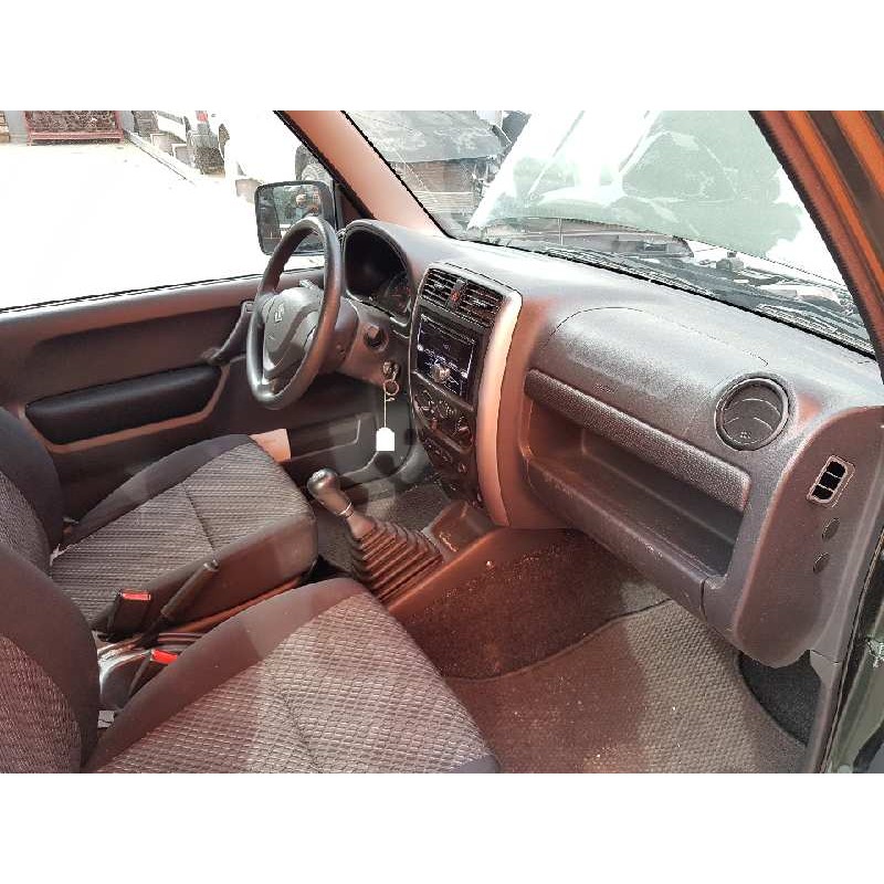 SUZUKI JIMNY Todo terreno, cerrada (SN) 2016