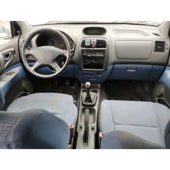 mitsubishi space star monospace (dg_a) del año 2001