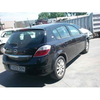 opel astra h berlina del año 2004