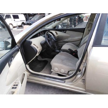 nissan primera berlina (p12) del año 2002