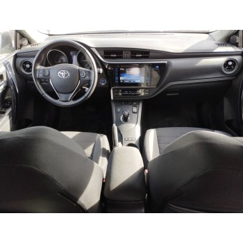 toyota auris touring sports (e18) del año 2016