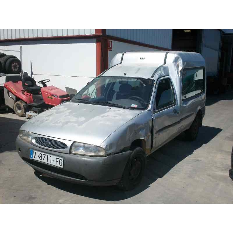 ford fiesta berl./courier del año 1996