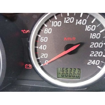 nissan primera berlina (p12) del año 2002