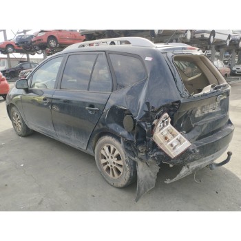 kia carens iii monospace (un) del año 2011