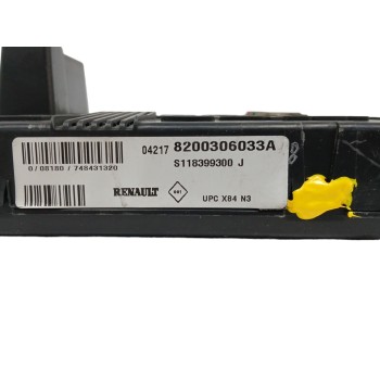 Recambio de caja reles / fusibles para renault megane ii berlina 5p 1.9 dci diesel referencia OEM IAM 8200306033A S115399300J 