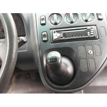 mercedes-benz vito (w638) caja cerrada del año 1996