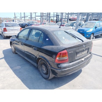 opel astra g berlina del año 2002