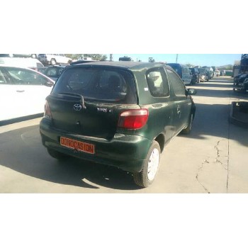 toyota yaris (_p1_) del año 2000