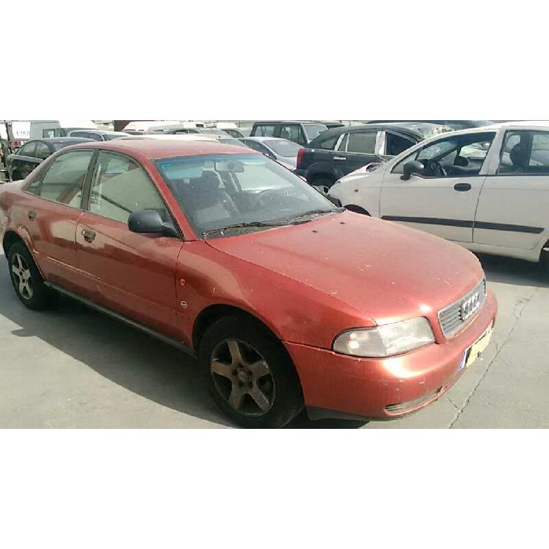 AUDI A4 BERLINA (B5)