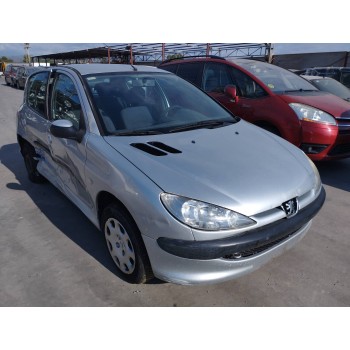 peugeot 206 berlina del año 2004