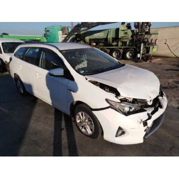 toyota auris touring sports (e18) del año 2014