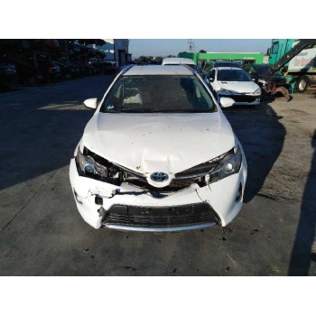 toyota auris touring sports (e18) del año 2014