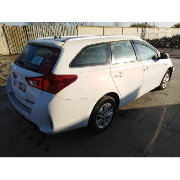 toyota auris touring sports (e18) del año 2014