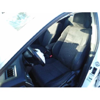 toyota auris touring sports (e18) del año 2014