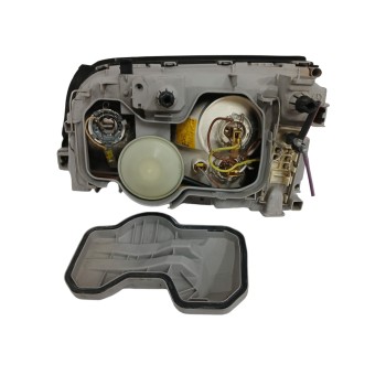 Recambio de faro derecho para mercedes-benz clase c (w202) berlina 1.8 16v cat referencia OEM IAM A2028201861  