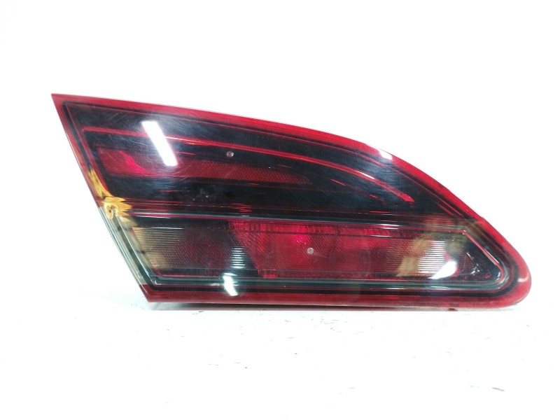 Recambio de piloto trasero izquierdo interior para opel astra j gtc sportive referencia OEM IAM 13281878  