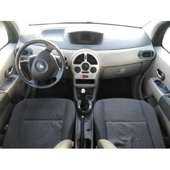 renault modus del año 2004