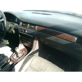 audi a6 berlina (4b2) del año 2000