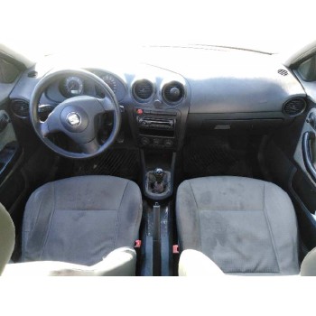 seat ibiza (6l1) del año 2003