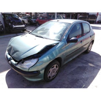peugeot 206 berlina del año 2001