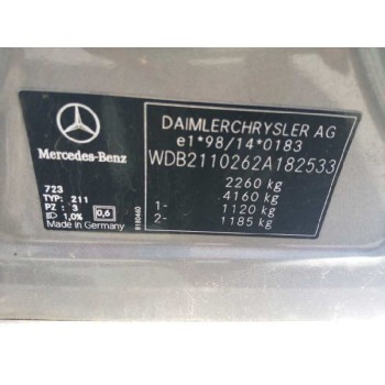 mercedes-benz clase e (w211) berlina del año 2002