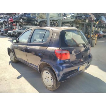 toyota yaris (_p1_) del año 2001
